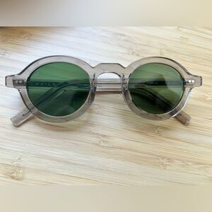 Akila Round Kaya Sunglasses Grey/Green